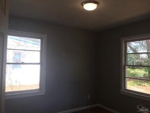 8 Baggett Ct in Pensacola, FL - Building Photo - Building Photo