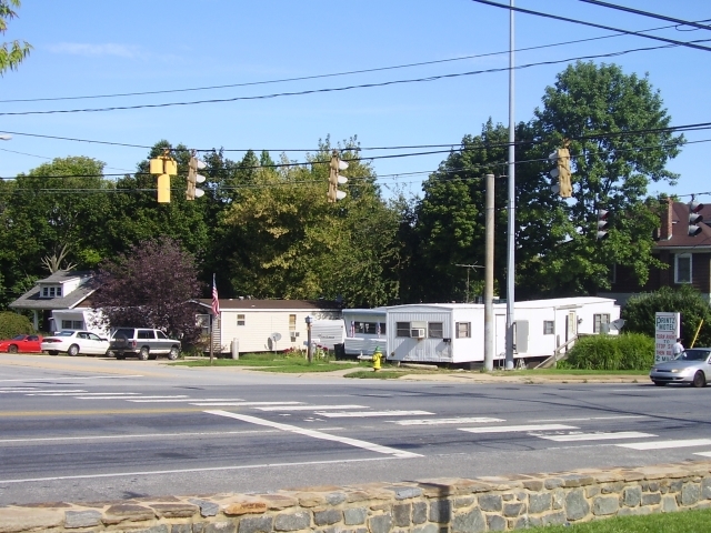 1601 Philadelphia Pike in Wilmington, DE - Building Photo - Building Photo