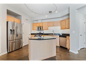 500 500 E Grant St in Minneapolis, MN - Building Photo - Building Photo