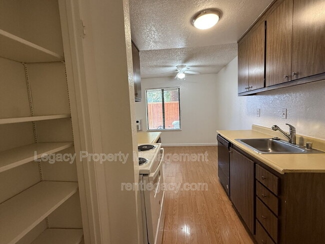 property at 2125 Northwood Cir