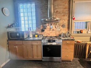 1800 E St in Philadelphia, PA - Foto de edificio - Building Photo