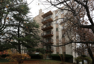 Garland Towers in Takoma Park, MD - Building Photo - Building Photo