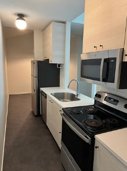 1223 N 9th St, Unit 105 in Lincoln, NE - Foto de edificio - Building Photo