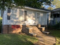 122 Highland Dr in Hueytown, AL - Foto de edificio - Building Photo