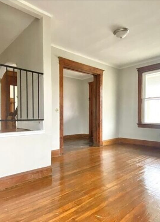 property at 287 Earnshaw Ave