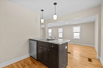 389 E Allen St in Winooski, VT - Building Photo - Building Photo