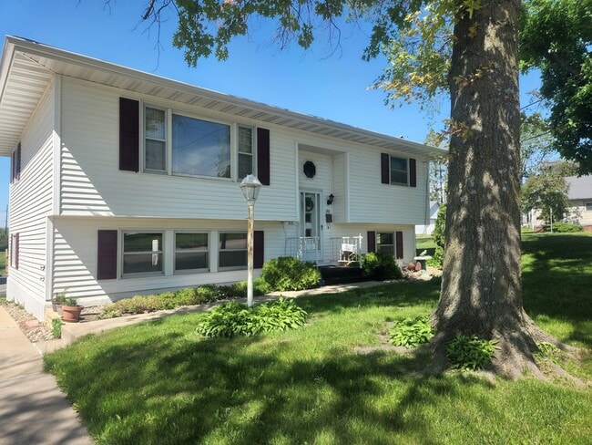 property at 182 8th Ave
