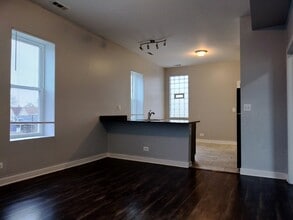 6501 S Justine St in Chicago, IL - Building Photo - Building Photo