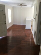 904 Drive D in Knoxville, TN - Building Photo - Building Photo