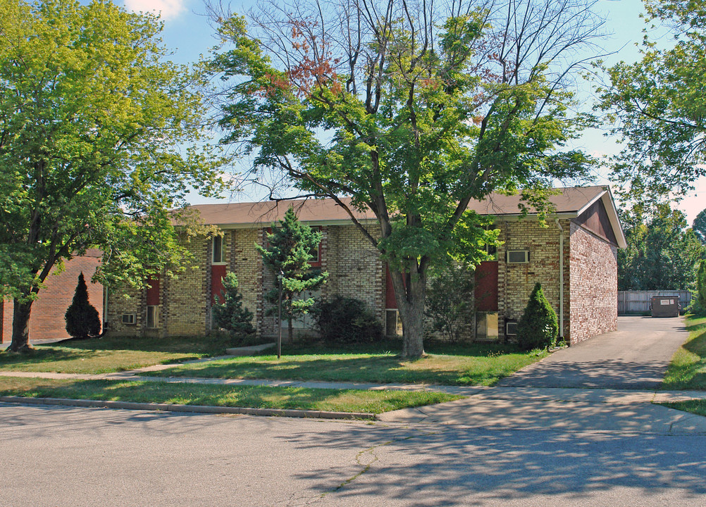 2782 Bobbie Pl in Dayton, OH - Building Photo