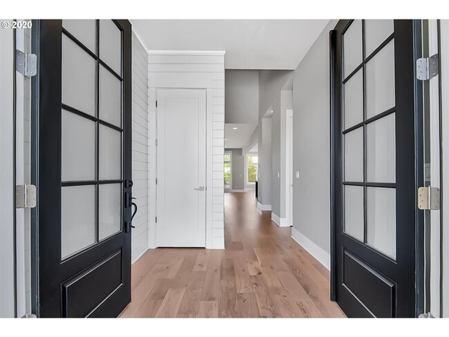 27767 SW Larkspur Ter in Wilsonville, OR - Building Photo - Building Photo