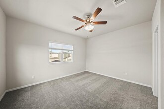 15014 Alkay St in Houston, TX - Foto de edificio - Building Photo
