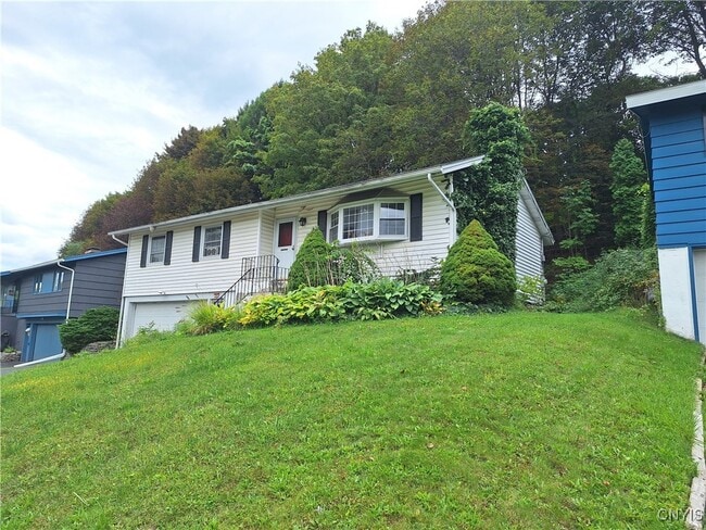 504 Hillsboro Pkwy in Syracuse, NY - Building Photo - Building Photo