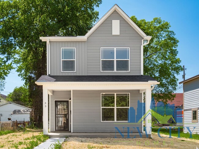 property at 33 Whitethorne Ave