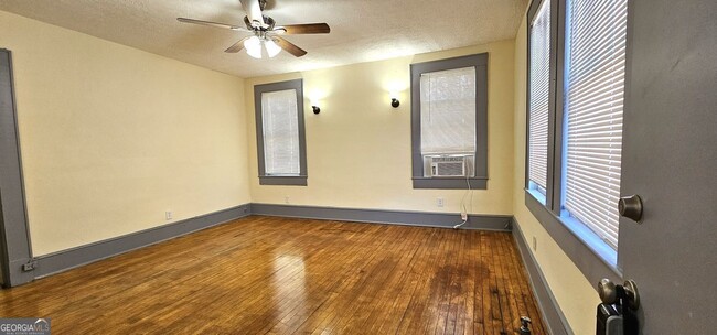property at 800 Verner St NW