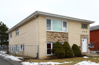 329 S Hale St in Addison, IL - Building Photo - Building Photo