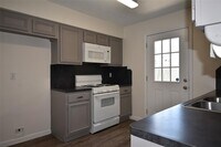 7407 Cortes Dr photo'