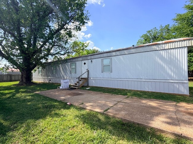 property at 5231 Clover Ln