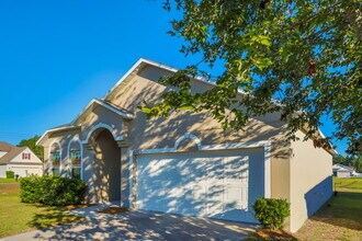 10305 Magnolia Hills Dr in Jacksonville, FL - Building Photo - Building Photo