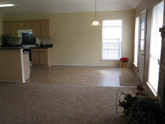 7418 Fairfield Dr in Rowlett, TX - Foto de edificio - Building Photo