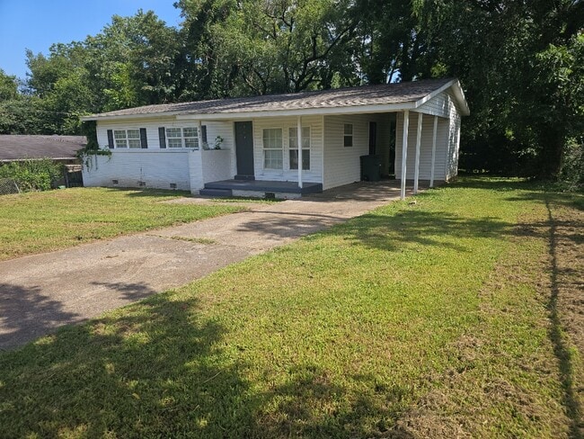 property at 2407 Medaris Rd NW
