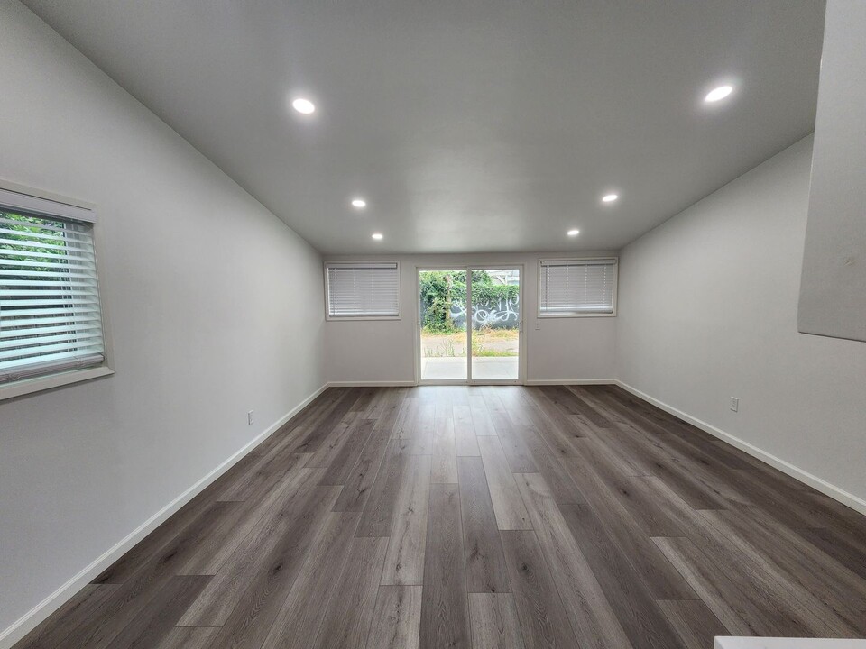 1300 N Ferndale St in Anaheim, CA - Building Photo