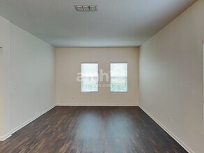 13728 Devan Lee Dr N in Jacksonville, FL - Building Photo - Building Photo