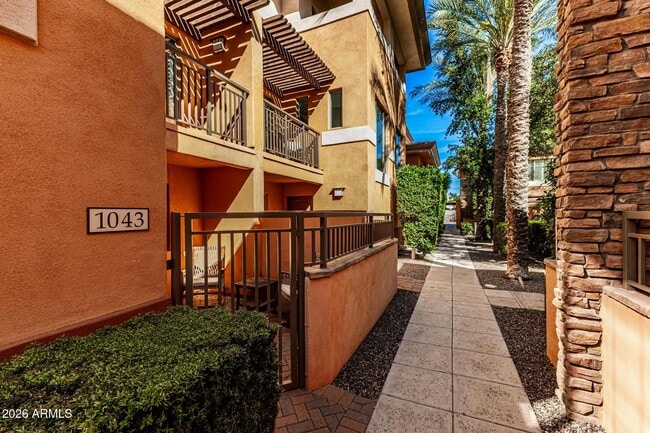 6940 E Cochise Rd in Paradise Valley, AZ - Building Photo - Building Photo