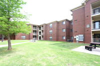 University Commons in Edmond, OK - Building Photo - Building Photo