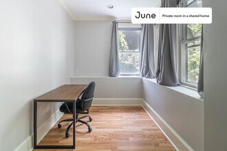 Private bedroom in 5 bed/2 bath Home in Boston, MA - Building Photo - Building Photo
