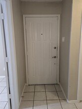 7522 Holly Hill Dr in Dallas, TX - Building Photo - Building Photo