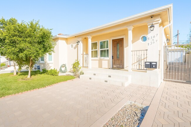 property at 1367 E Windsor Rd