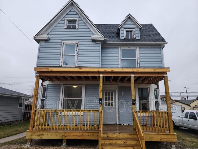 property at 2320 Howe St