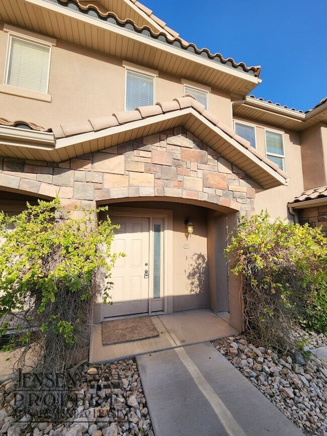3419 S River Rd-Unit -R236 in Saint George, UT - Building Photo - Building Photo