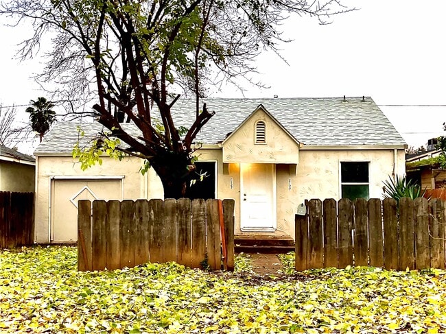 property at 2127 B St