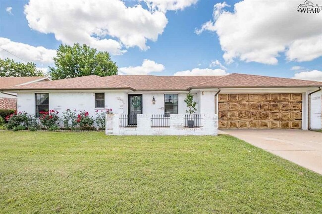 property at 4319 Crestview