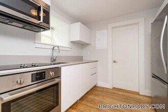 35 South St, Unit B1 in Boston, MA - Building Photo - Building Photo