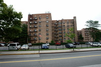 Linden Towers Coop in Flushing, NY - Building Photo - Building Photo