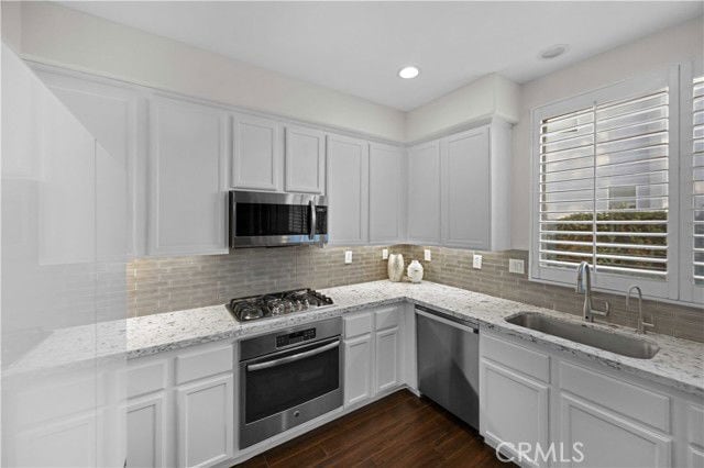 27503 Wellsley Way in Santa Clarita, CA - Building Photo - Building Photo