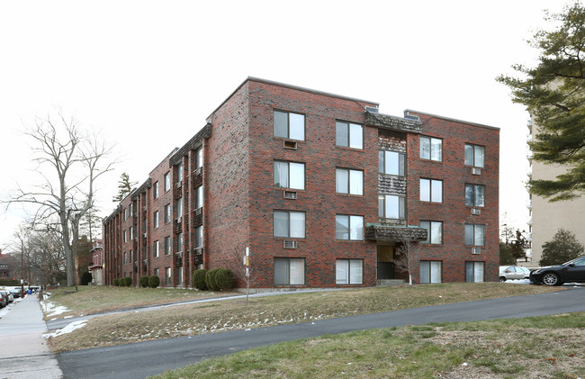 Alphabet Condominium in Hartford, CT - Building Photo - Building Photo