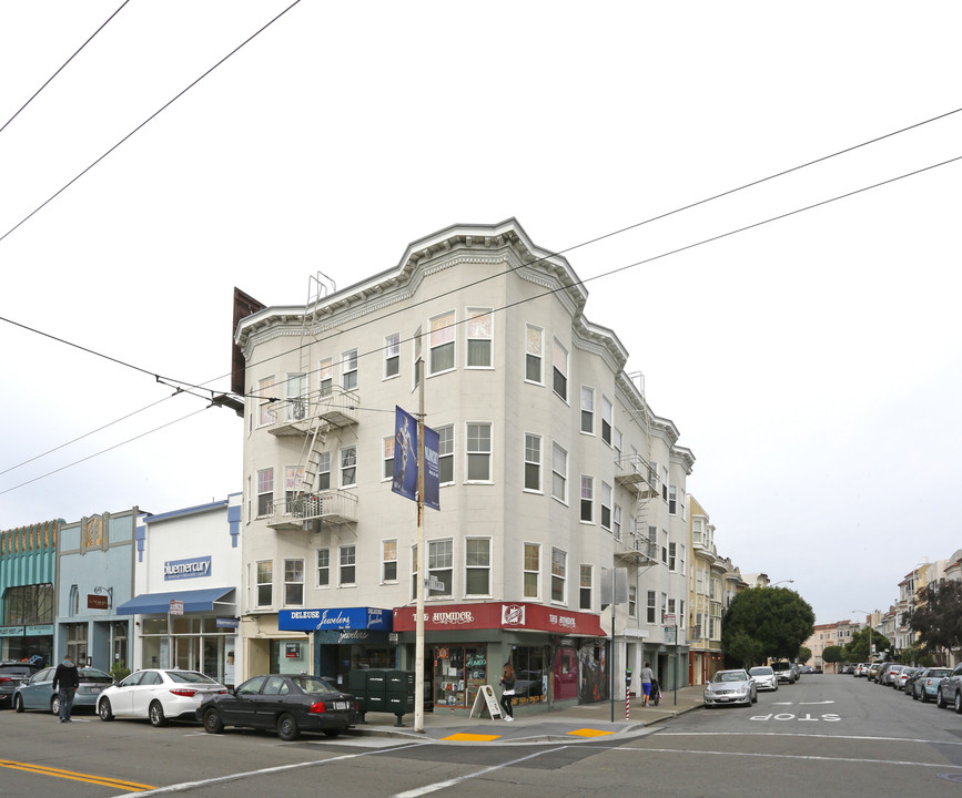 1 Mallorca Way in San Francisco, CA - Building Photo