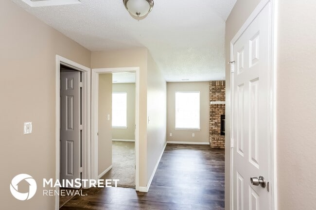 1843 Sweet Blossom Ln in Indianapolis, IN - Building Photo - Building Photo