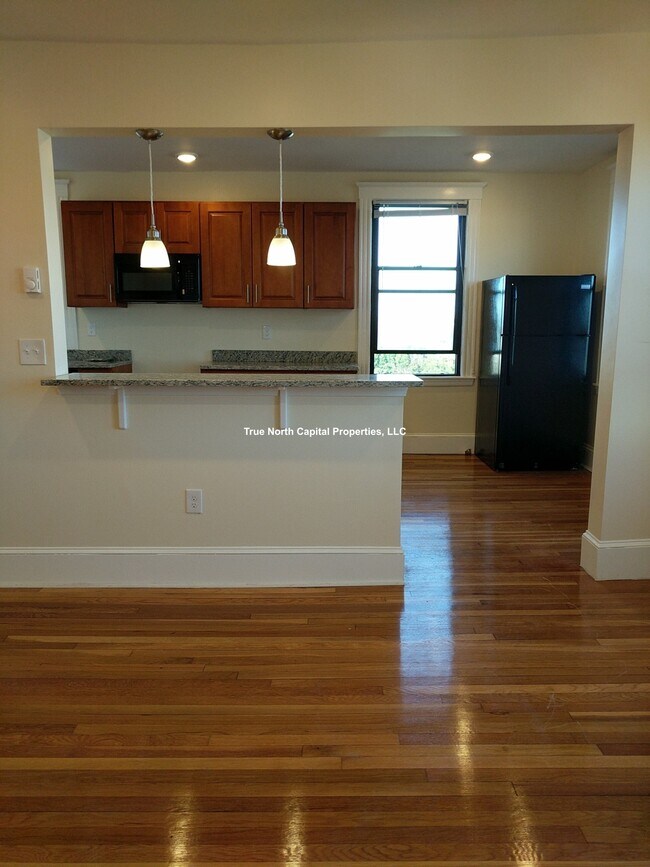 377 Broadway, Unit 47 in Somerville, MA - Building Photo - Building Photo