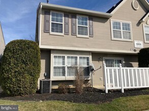 5803 Coventry Way in Mount Laurel, NJ - Building Photo - Building Photo