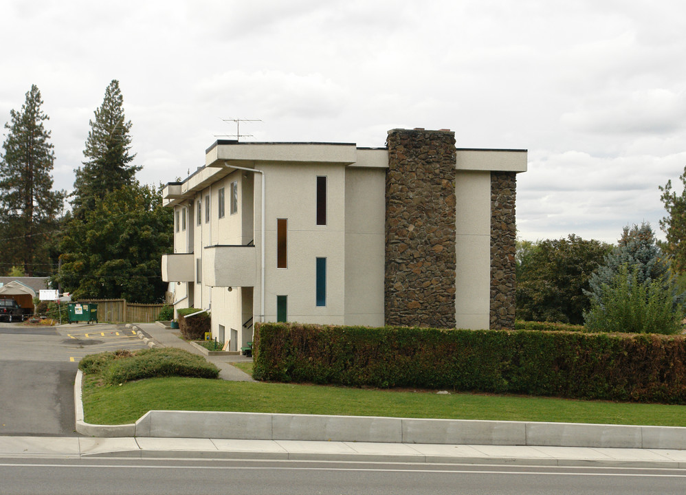 7418 E 4th Ave in Spokane, WA - Building Photo