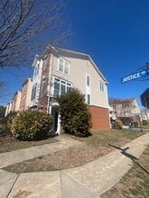 25021 Justice Dr in South Riding, VA - Building Photo - Building Photo