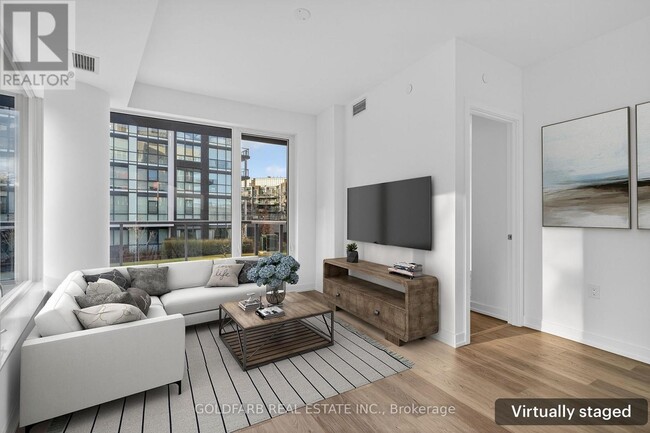 property at 333 Sunseeker Ave