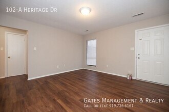 102 Heritage Dr in Mebane, NC - Building Photo - Building Photo