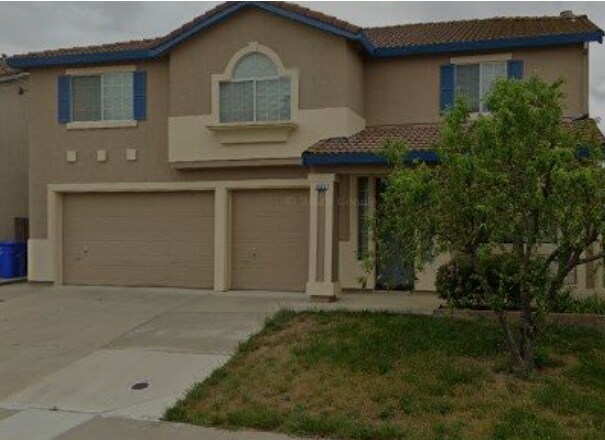 5920 Deepdale Way in Elk Grove, CA - Building Photo