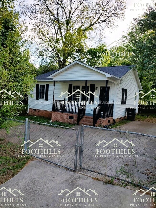 201 F St in Anderson, SC - Building Photo - Building Photo